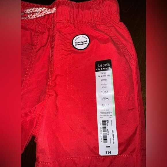 Baby Boys Pull on Shorts - NWT - RED - 18 Months - Picture 2 of 3